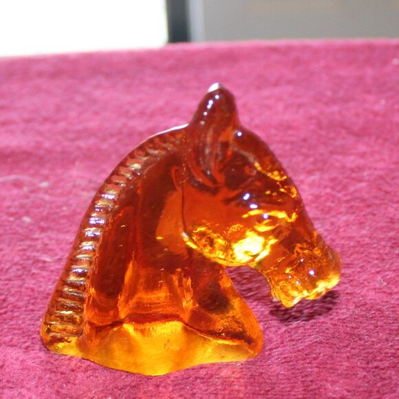 Vintage Amber Color Glass Horse Bust paperweight 3" tall - Picture 2 of 3